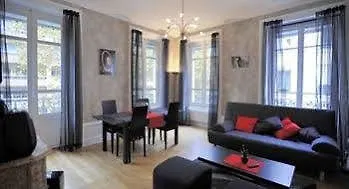 Appart Ambiance - Chenas Lyon Apartment